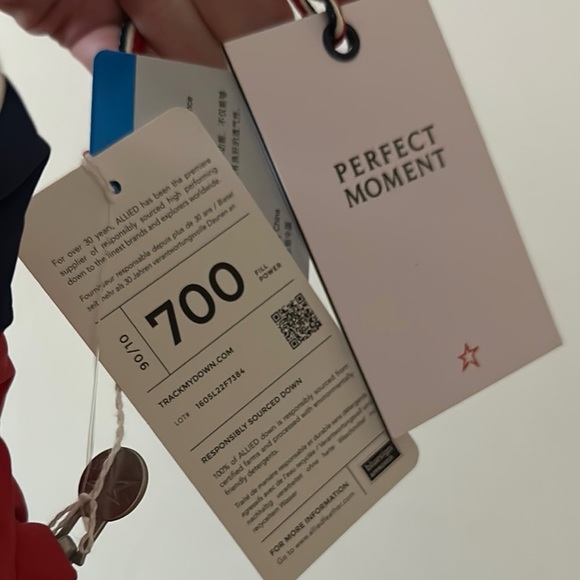 Perfect Moment Red Puffer Jacket - Picture 4 of 5